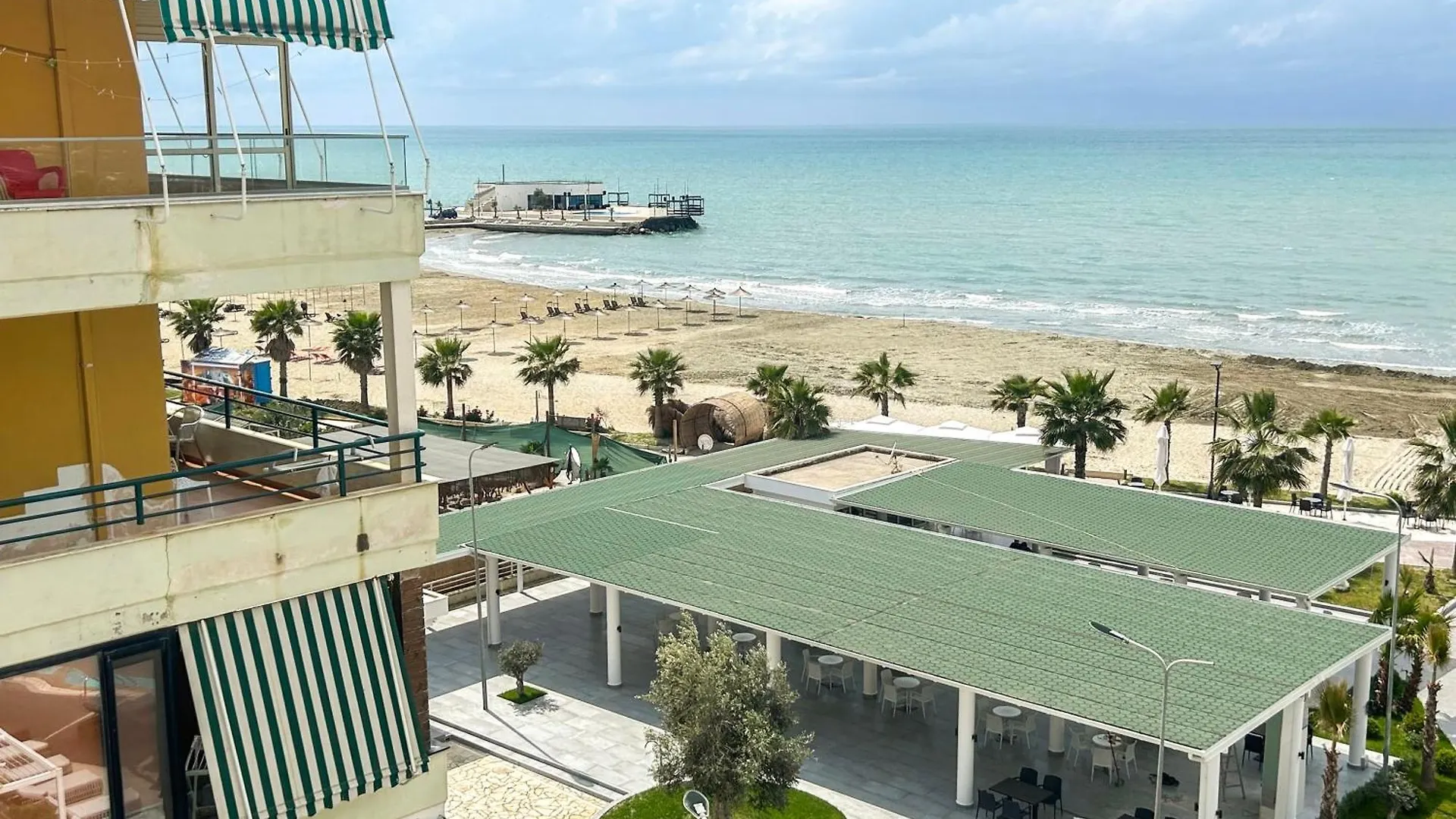 Apartments Veronika & Barbora With Swimming Pool Golem  Albania