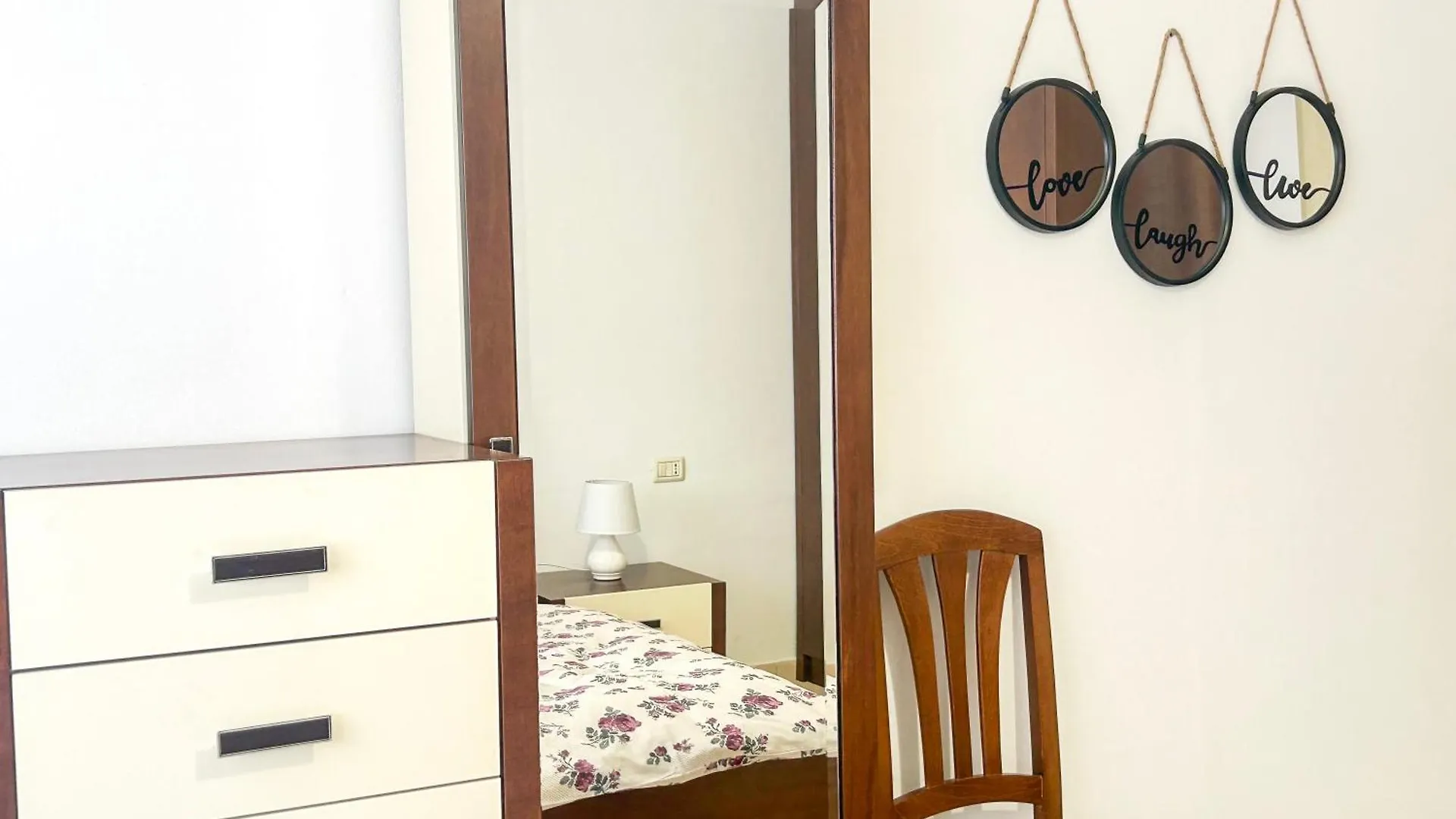 Apartments Veronika & Barbora With Swimming Pool Golem  Albania